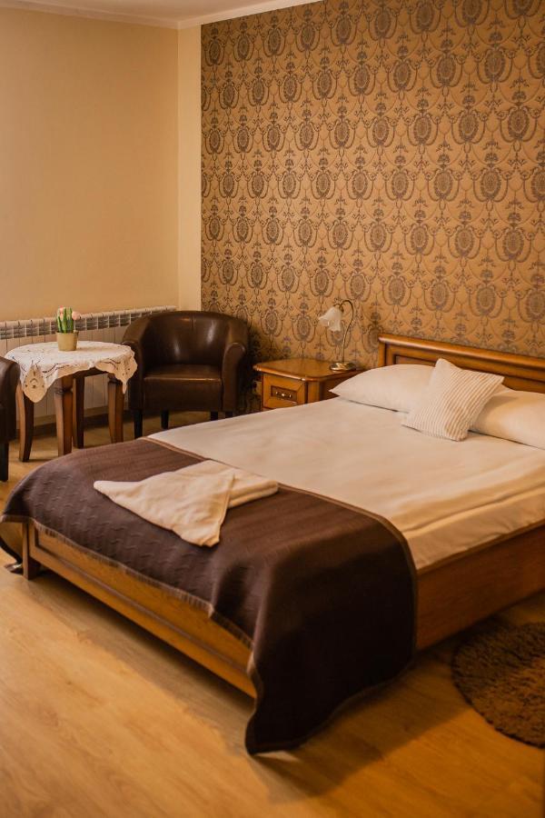 Hotel Przedzamcze Dzialdowo Εξωτερικό φωτογραφία