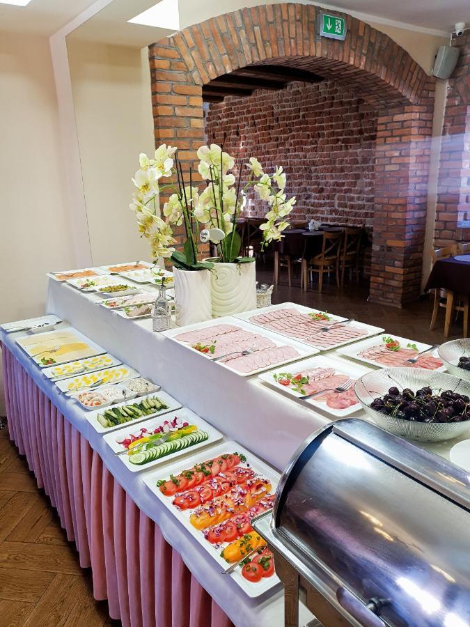 Hotel Przedzamcze Dzialdowo Εξωτερικό φωτογραφία